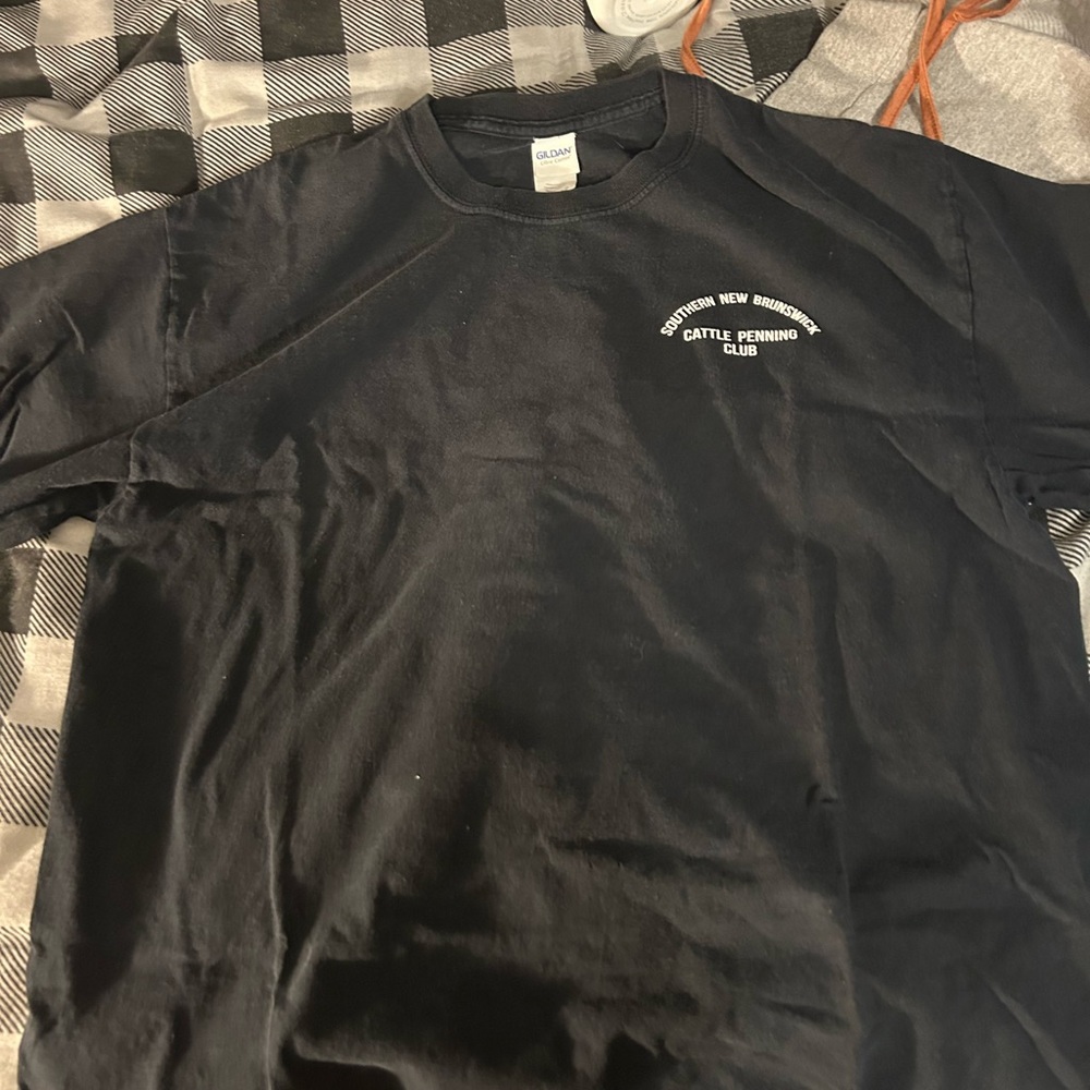 Gildan Men's Black Long Sleeve Tee